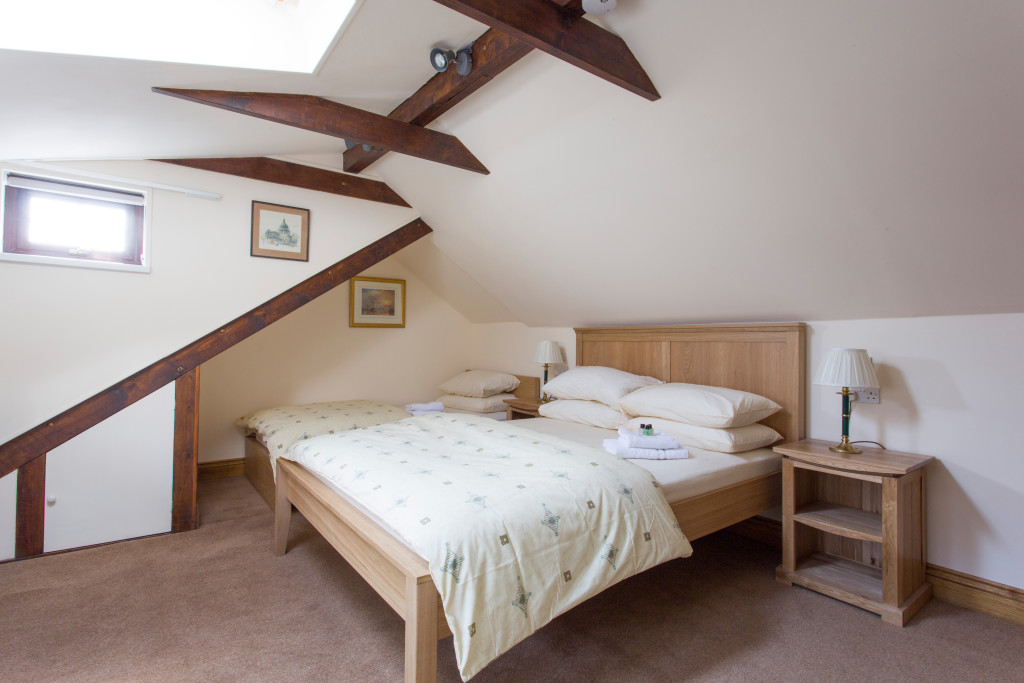 B B Heathrow Exec Twin Oakwood Bed And Breakfast Heathrow